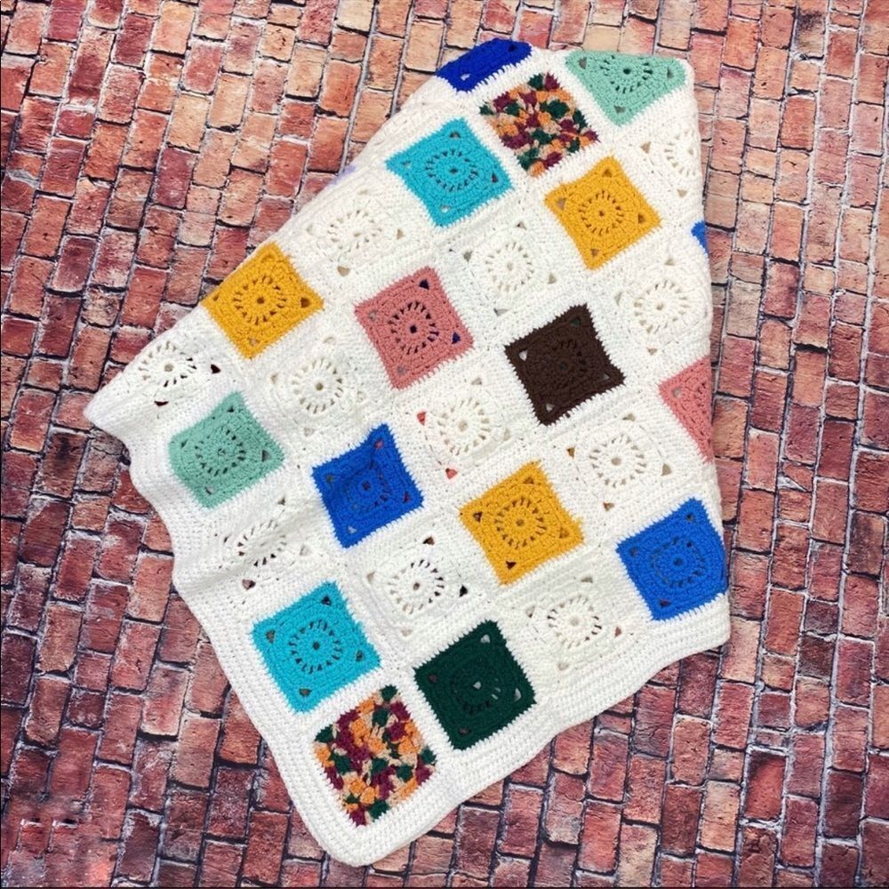 Handmade Granny Square Afghan Throw 52” x 52” White Multi